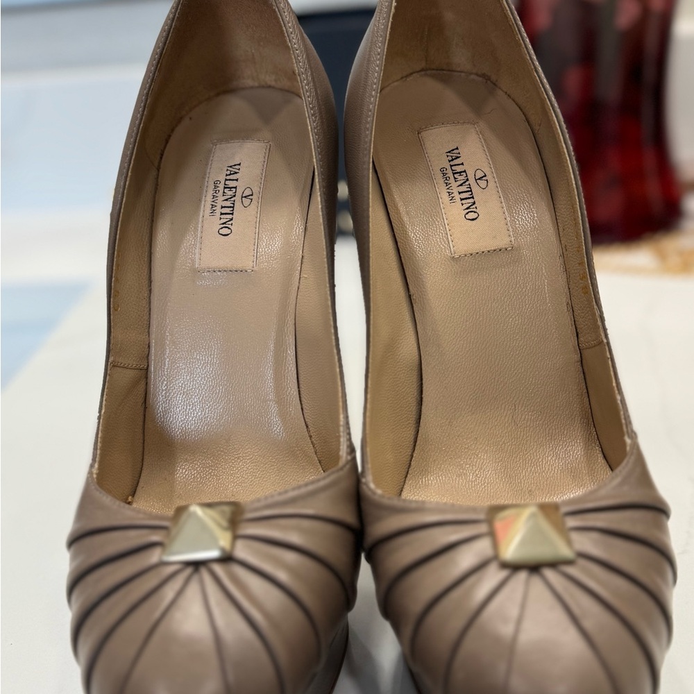 Valentino Women's Beige Heels with Gold Accent